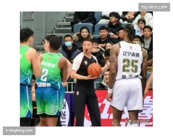 天津对辽宁现6罚1掷场面 裁判找平衡漏判恶意犯规